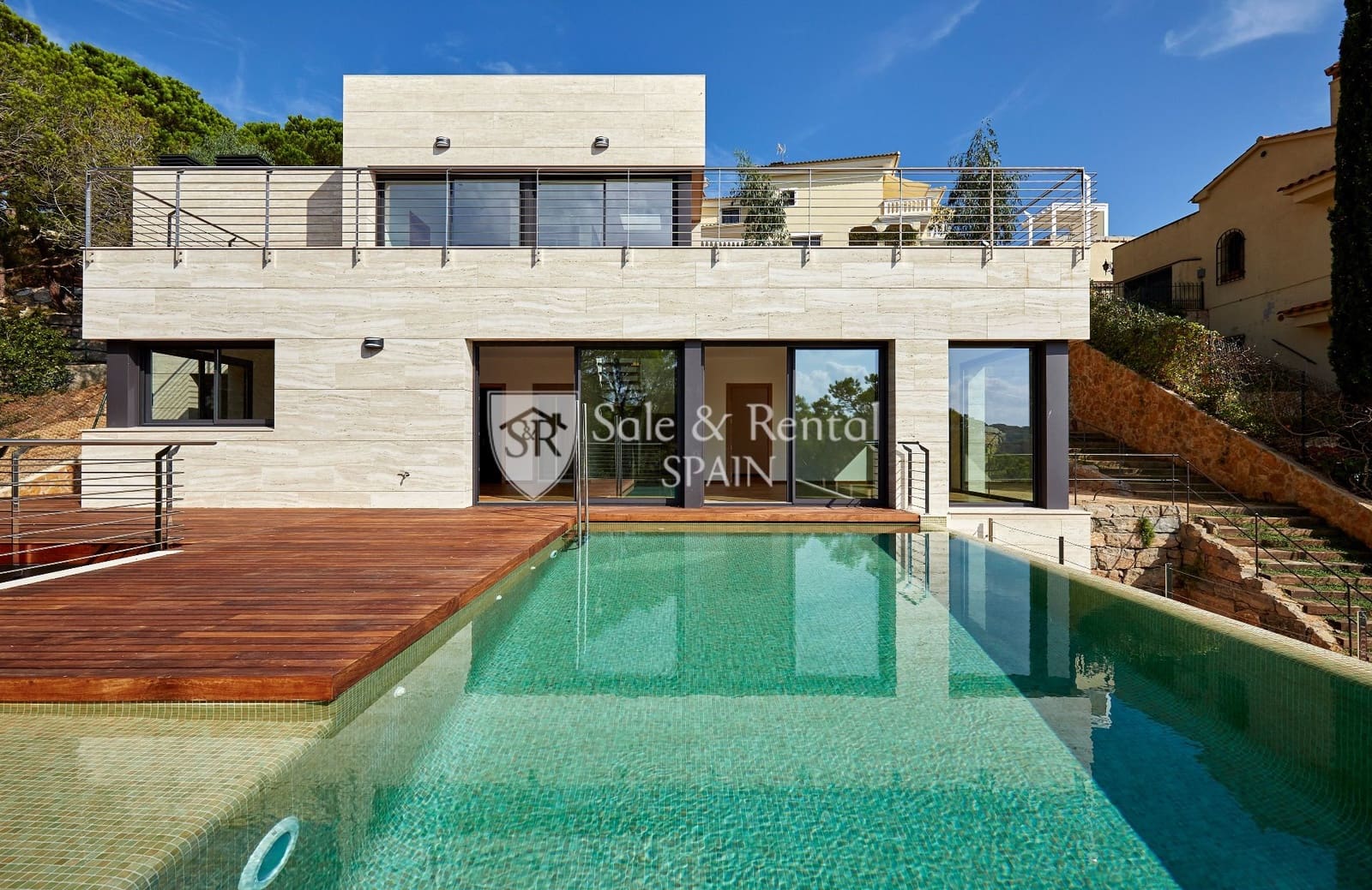 4 soveværelse Villa til salg i Lloret de Mar med swimmingpool garage - € 1.800.000 (Ref: 7982593)