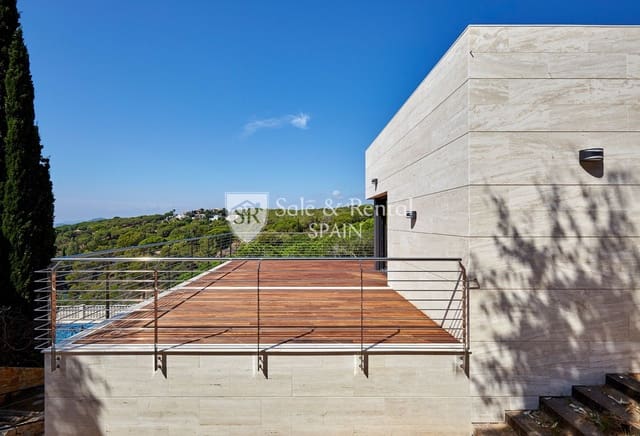 4 camera da letto Villa in vendita in Canyelles, Lloret de Mar con piscina garage - 1.800.000 € (Rif: 7982593)