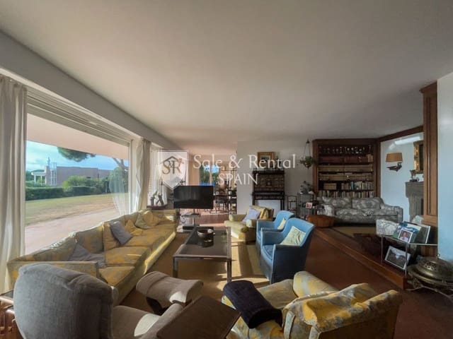 7 Zimmer Villa zu verkaufen in Sant Andreu de Llavaneres mit Pool Garage - 1.400.000 € (Ref: 8024875)