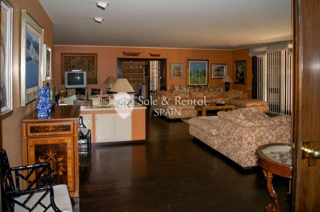 6 bedroom Villa for sale in Sant Andreu de Llavaneres with pool garage - € 1,700,000 (Ref: 8024876)