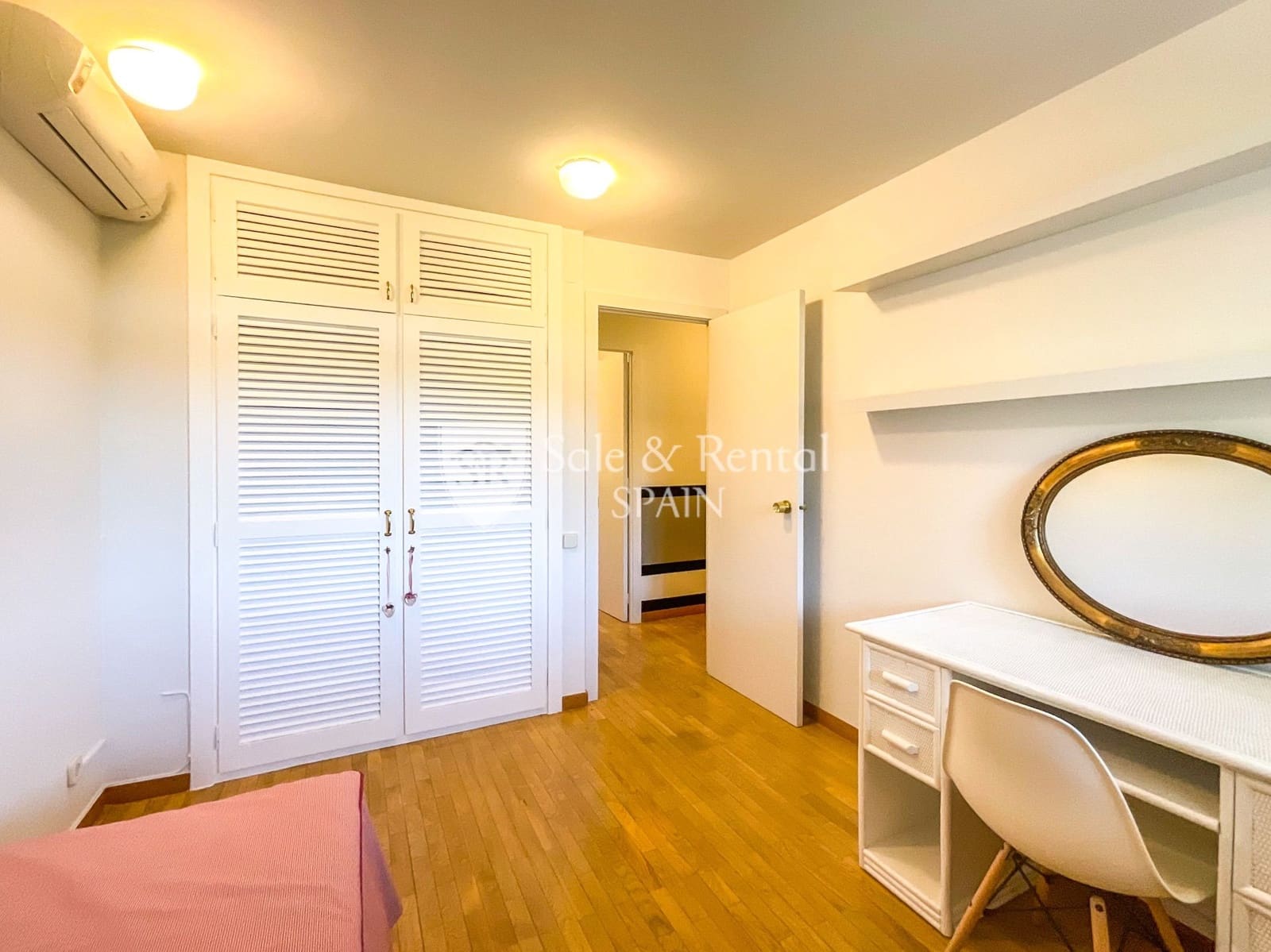 4 soverom Villa til salgs i Sant Vicenc de Montalt med svømmebasseng garasje - € 1 690 000 (Ref: 8030919)