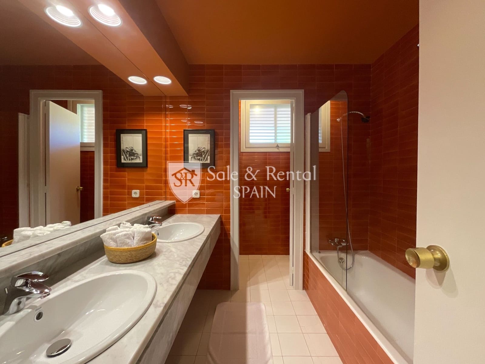 4 soverom Villa til salgs i Sant Vicenc de Montalt med svømmebasseng garasje - € 1 690 000 (Ref: 8030919)