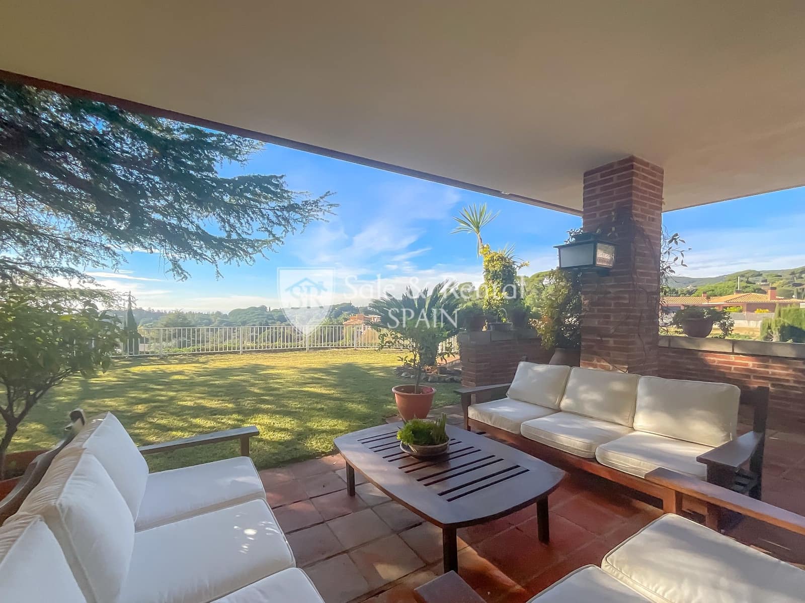 4 soverom Villa til salgs i Sant Vicenc de Montalt med svømmebasseng garasje - € 1 690 000 (Ref: 8030919)