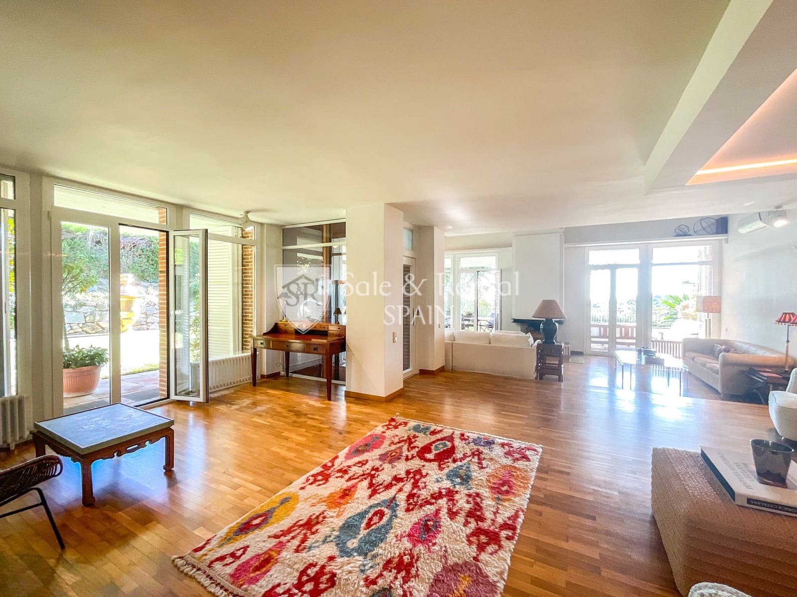 4 soverom Villa til salgs i Sant Vicenc de Montalt med svømmebasseng garasje - € 1 690 000 (Ref: 8030919)