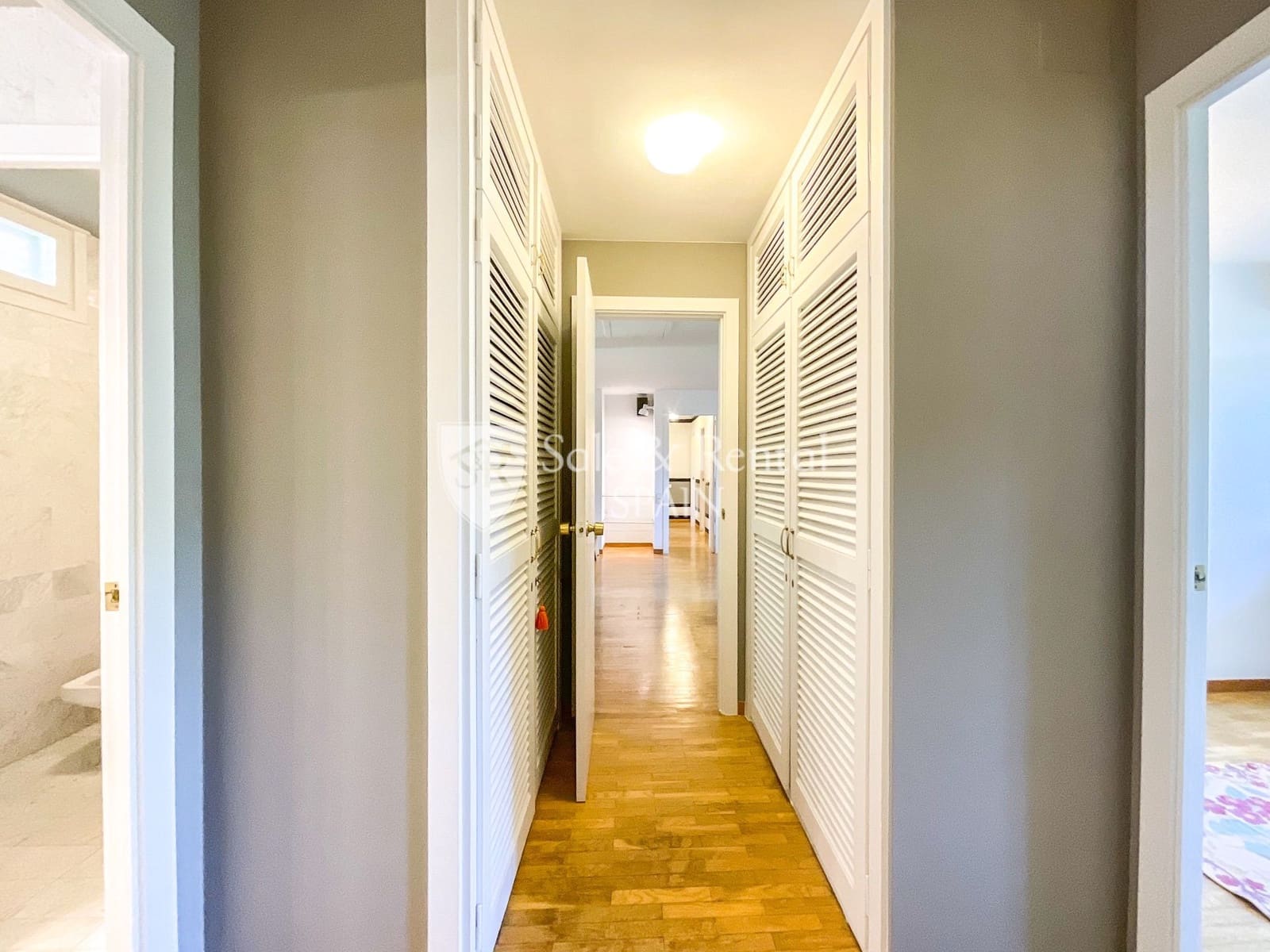 4 soverom Villa til salgs i Sant Vicenc de Montalt med svømmebasseng garasje - € 1 690 000 (Ref: 8030919)