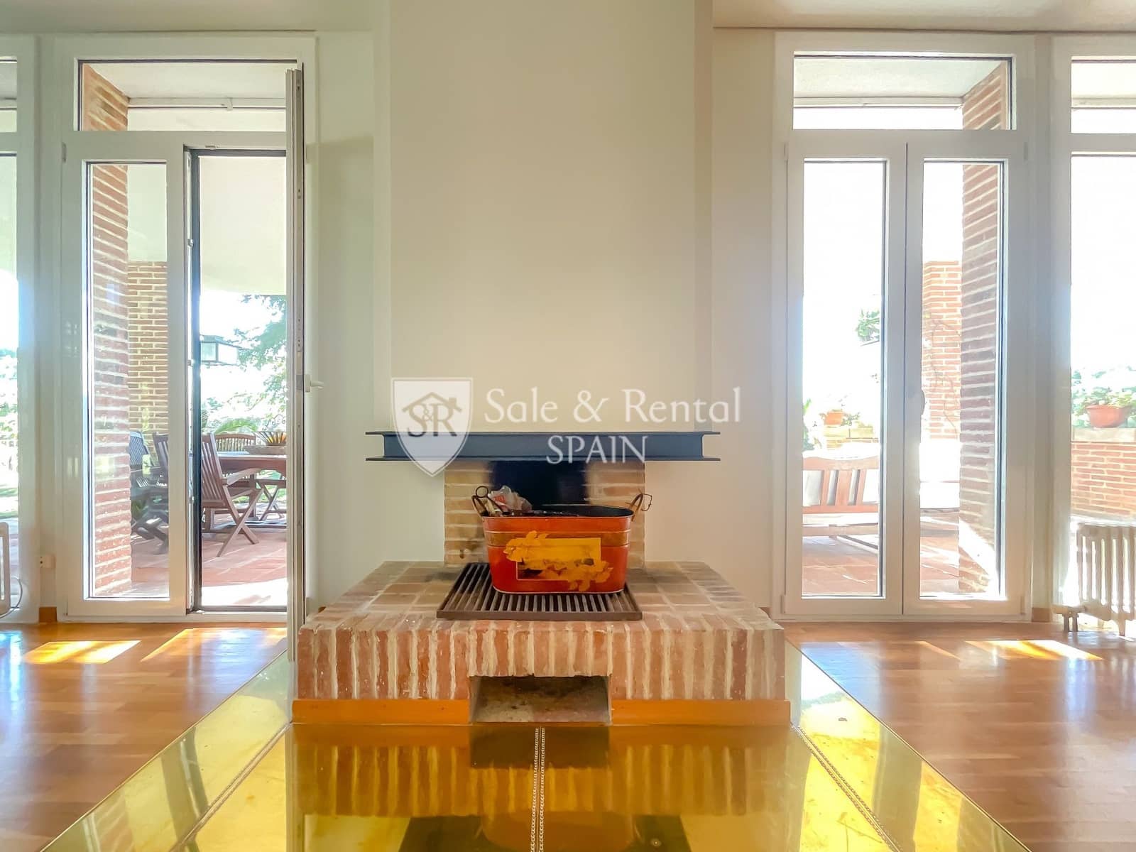 4 soverom Villa til salgs i Sant Vicenc de Montalt med svømmebasseng garasje - € 1 690 000 (Ref: 8030919)