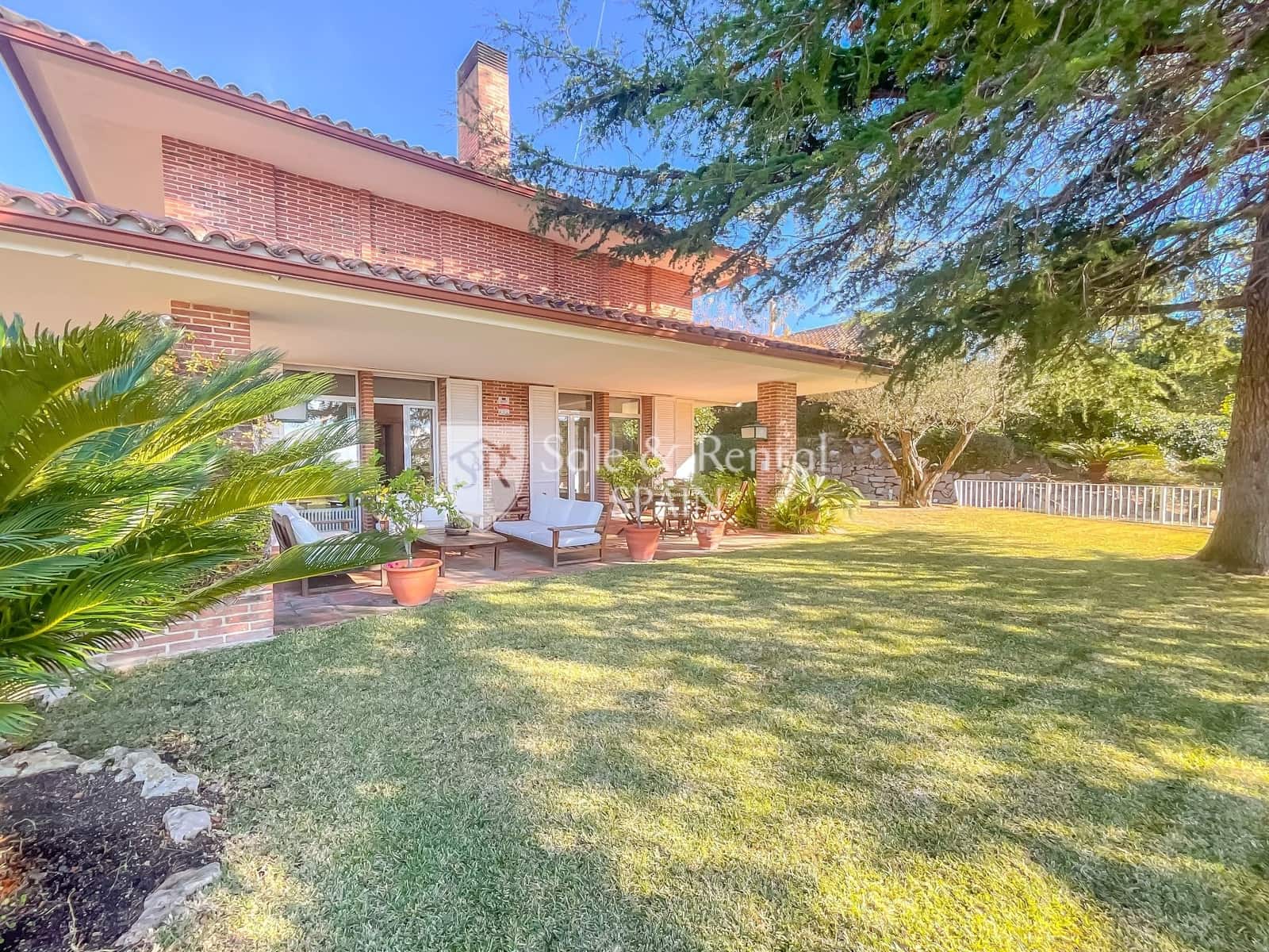 4 soverom Villa til salgs i Sant Vicenc de Montalt med svømmebasseng garasje - € 1 690 000 (Ref: 8030919)