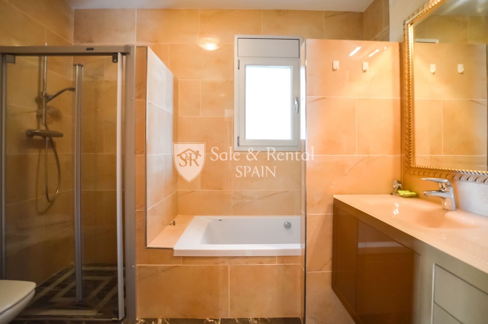 3 soveværelse Villa til salg i Lloret de Mar med swimmingpool garage - € 1.500.000 (Ref: 8076910)