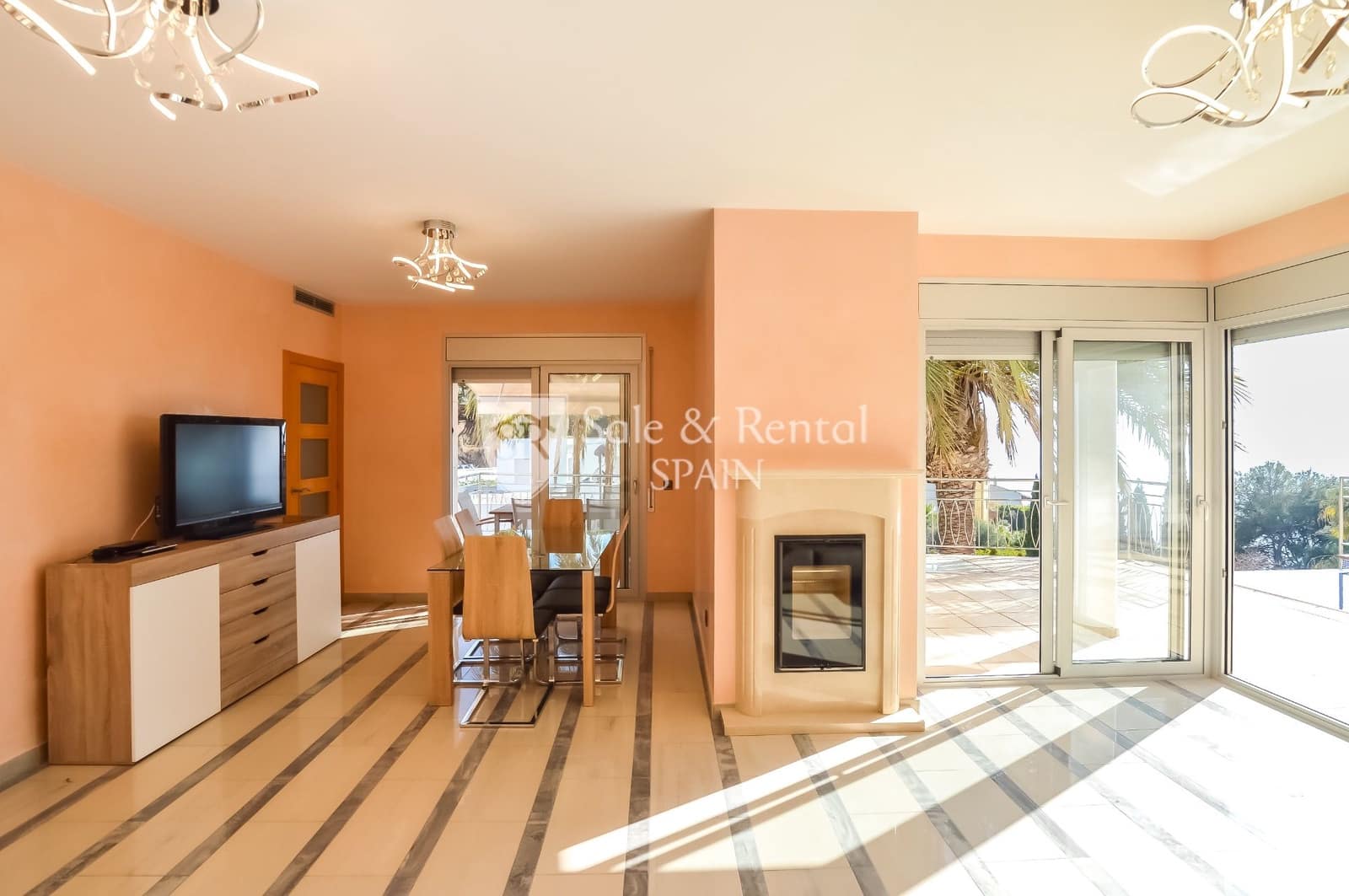 3 soveværelse Villa til salg i Lloret de Mar med swimmingpool garage - € 1.500.000 (Ref: 8076910)