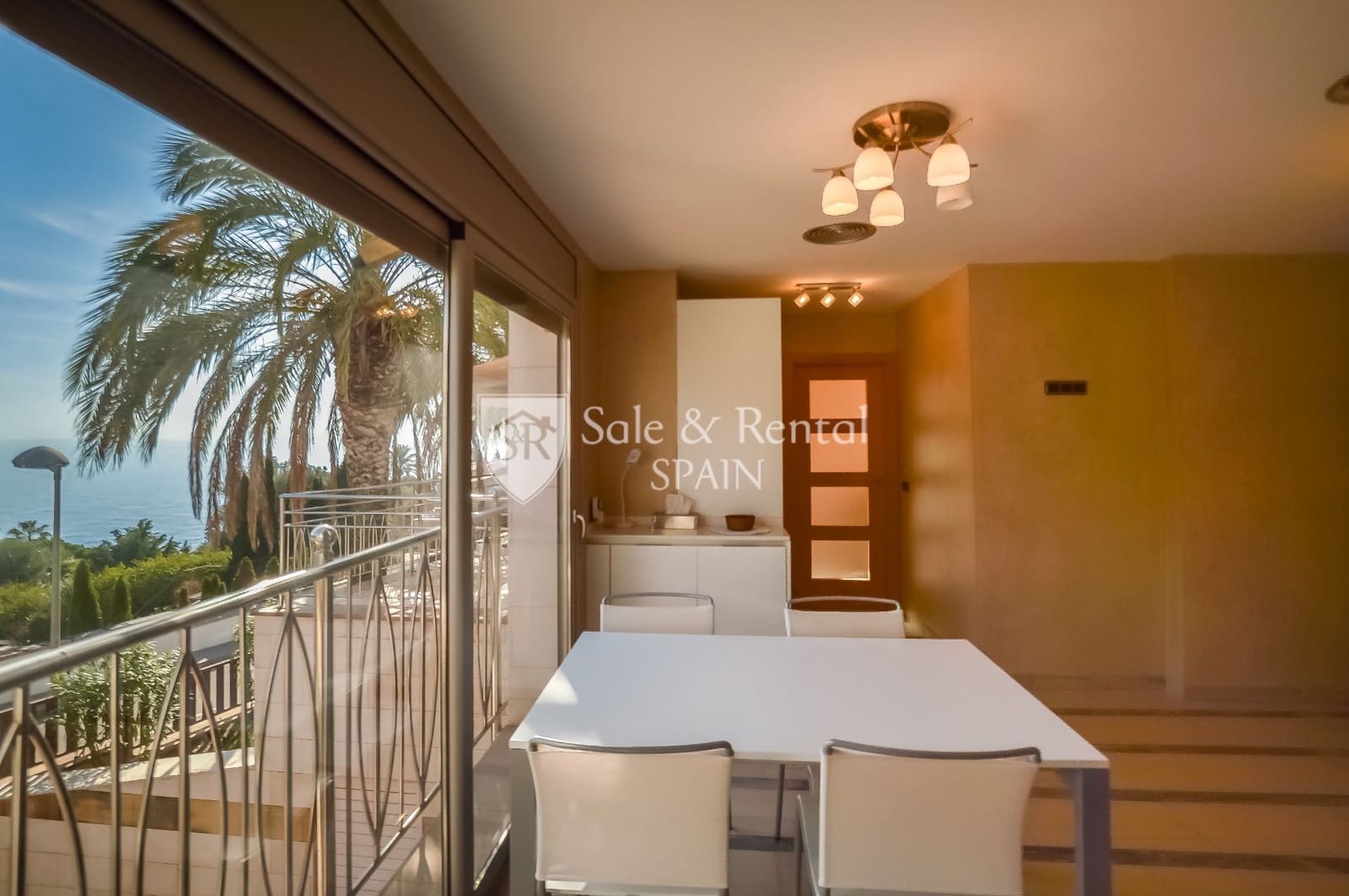 3 soveværelse Villa til salg i Lloret de Mar med swimmingpool garage - € 1.500.000 (Ref: 8076910)