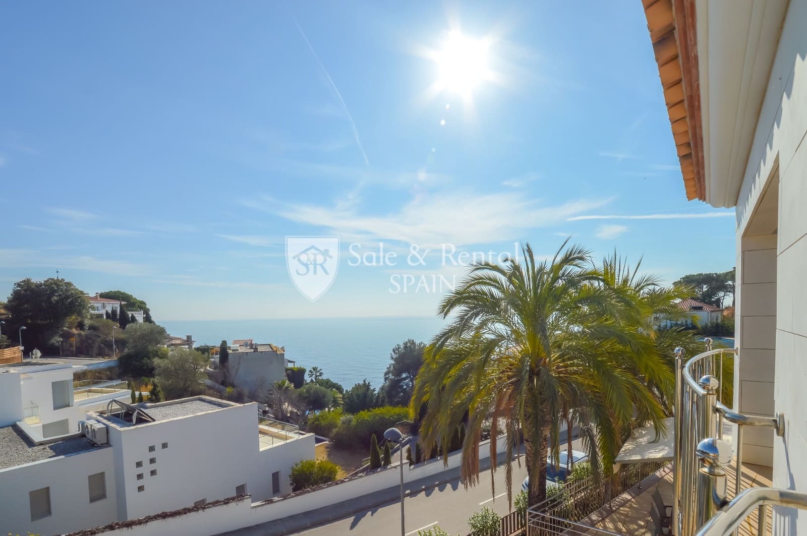 3 soveværelse Villa til salg i Lloret de Mar med swimmingpool garage - € 1.500.000 (Ref: 8076910)