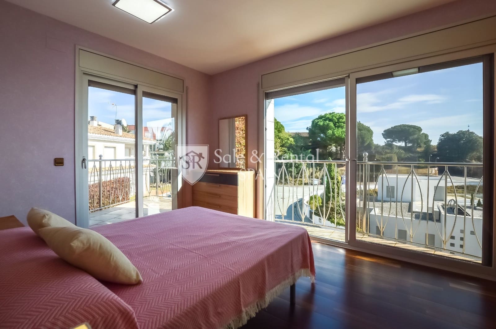 3 soveværelse Villa til salg i Lloret de Mar med swimmingpool garage - € 1.500.000 (Ref: 8076910)