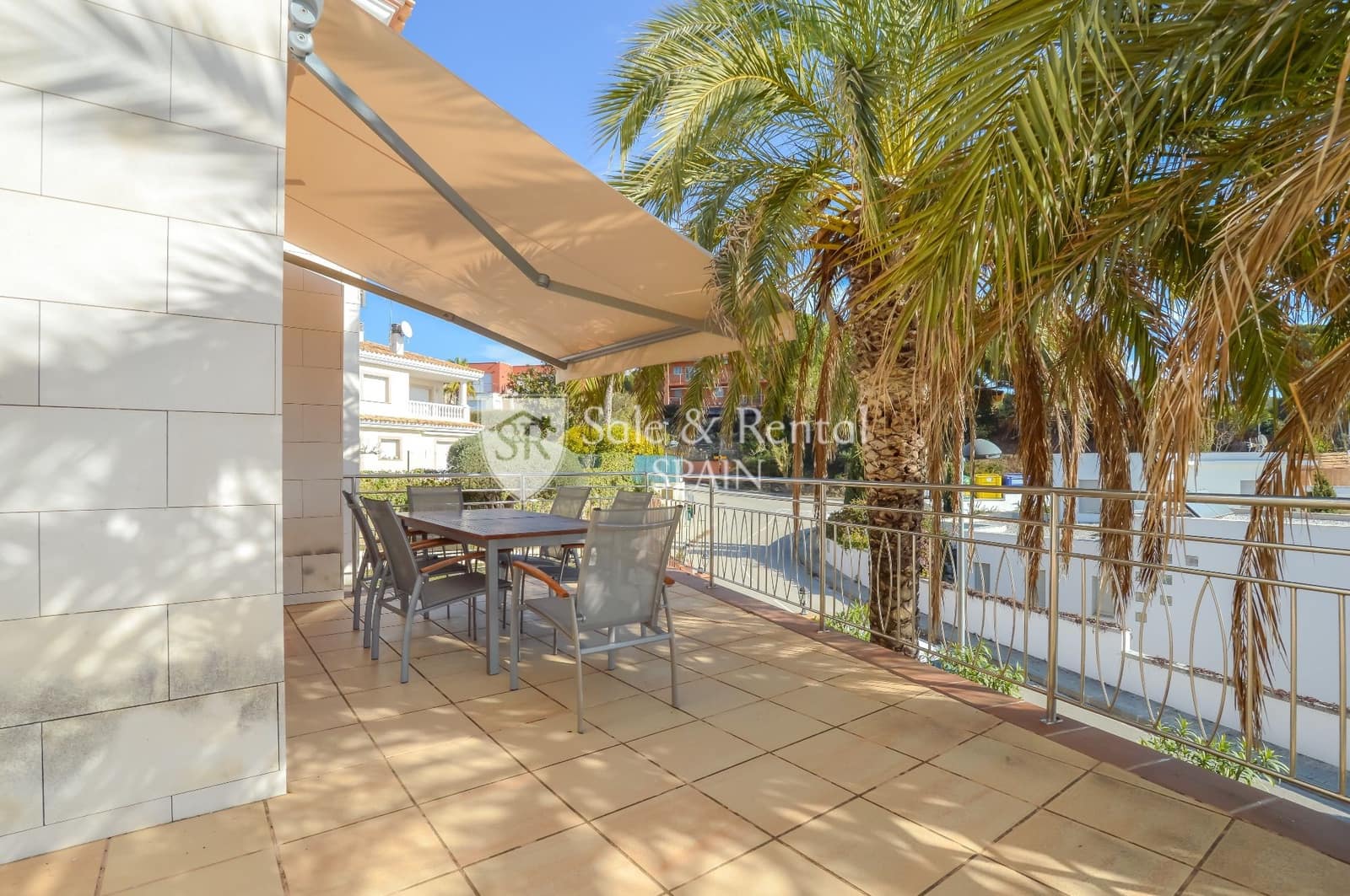 3 soveværelse Villa til salg i Lloret de Mar med swimmingpool garage - € 1.500.000 (Ref: 8076910)