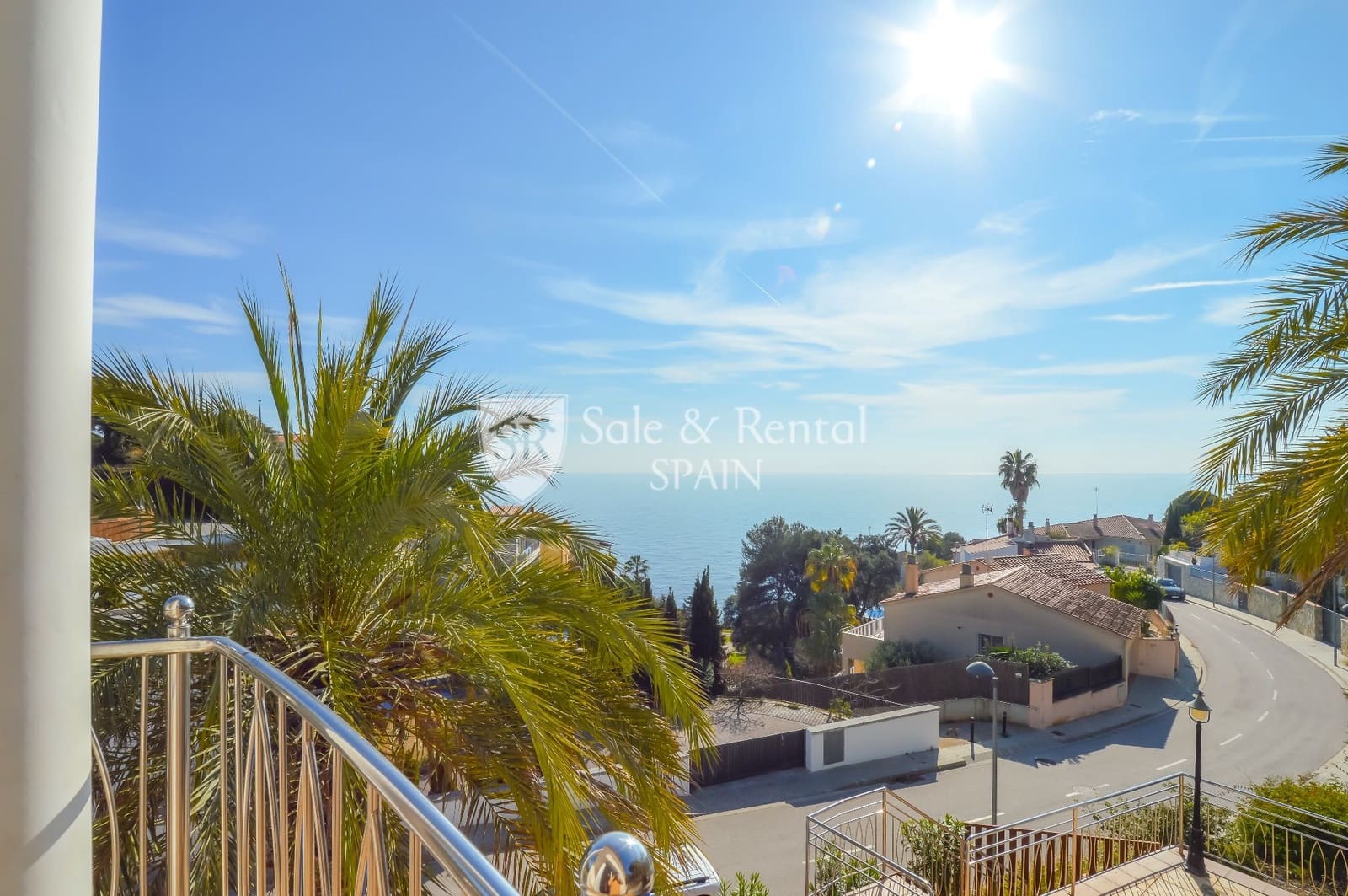 3 soveværelse Villa til salg i Lloret de Mar med swimmingpool garage - € 1.500.000 (Ref: 8076910)