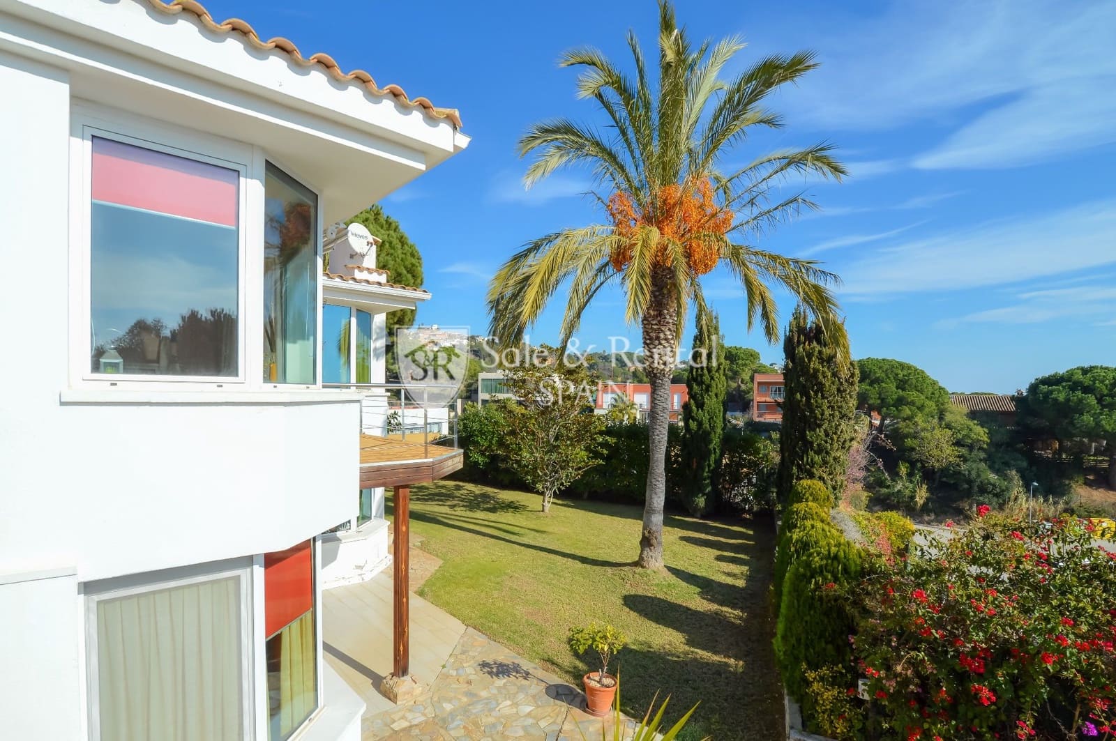 5 soveværelse Villa til salg i Lloret de Mar med swimmingpool garage - € 2.300.000 (Ref: 8083088)