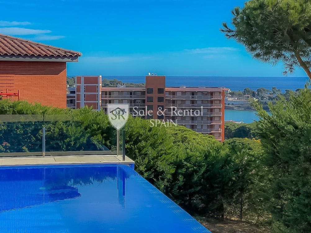 5 soveværelse Villa til salg i Sant Feliu de Guixols med swimmingpool garage - € 1.250.000 (Ref: 8147240)