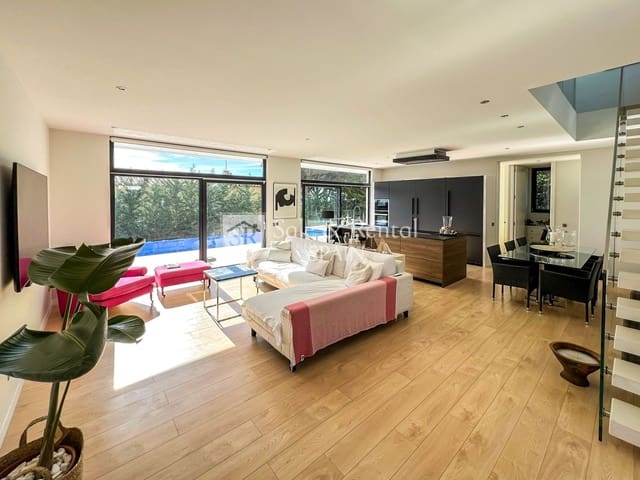 5 bedroom Villa for sale in Sant Feliu de Guíxols with pool garage - € 1,250,000 (Ref: 8147240)