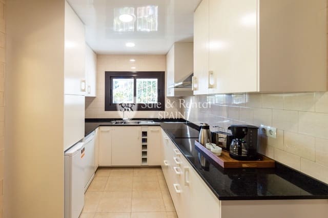 4 bedroom Villa for sale in Blanes with pool garage - € 1,280,000 (Ref: 8169444)