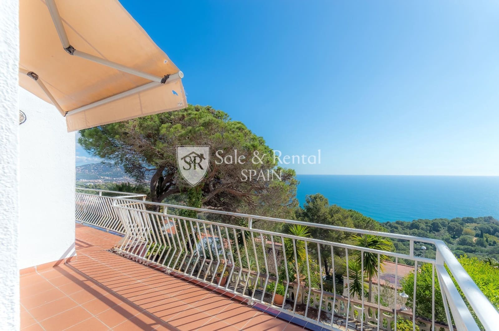 4 soveværelse Villa til salg i Blanes med swimmingpool garage - € 1.280.000 (Ref: 8169444)