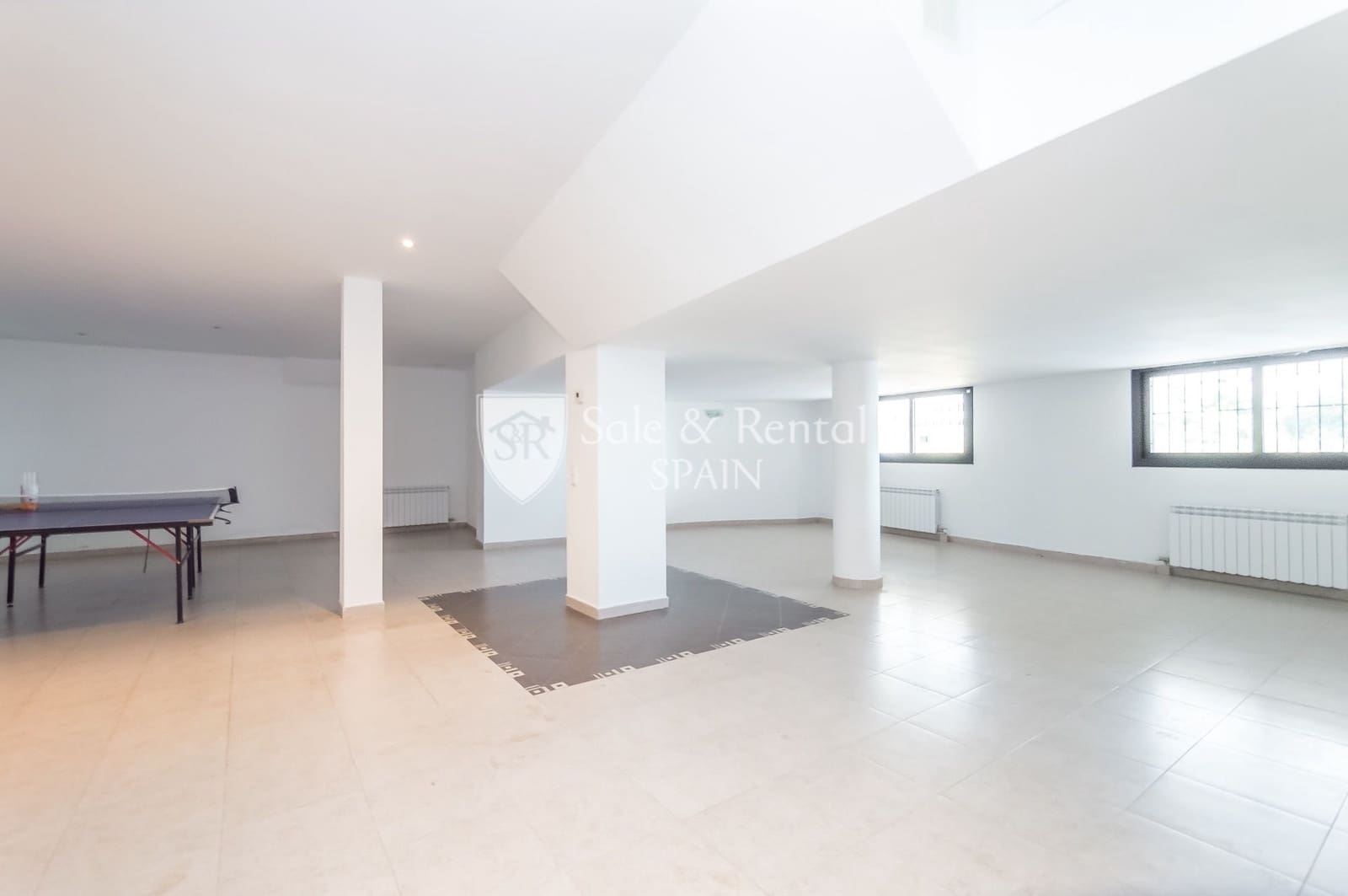 5 chambre Villa/Maison à vendre à Santa Susanna avec garage - 756 000 € (Ref: 8176662)