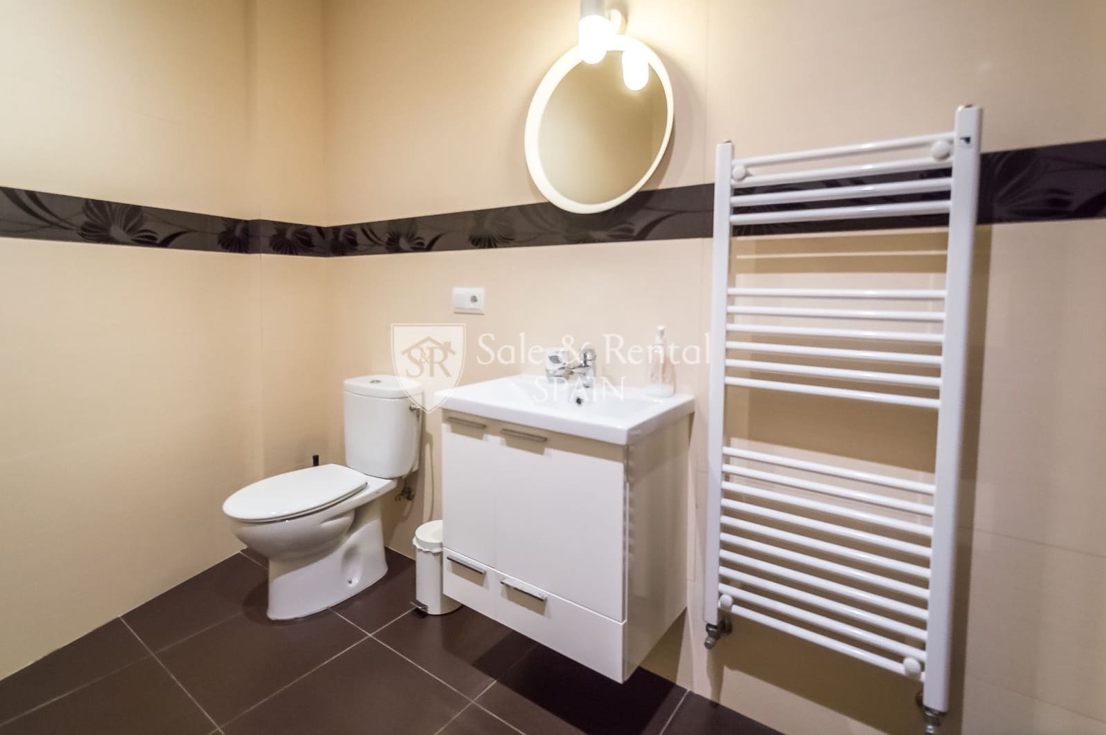 5 chambre Villa/Maison à vendre à Santa Susanna avec garage - 756 000 € (Ref: 8176662)