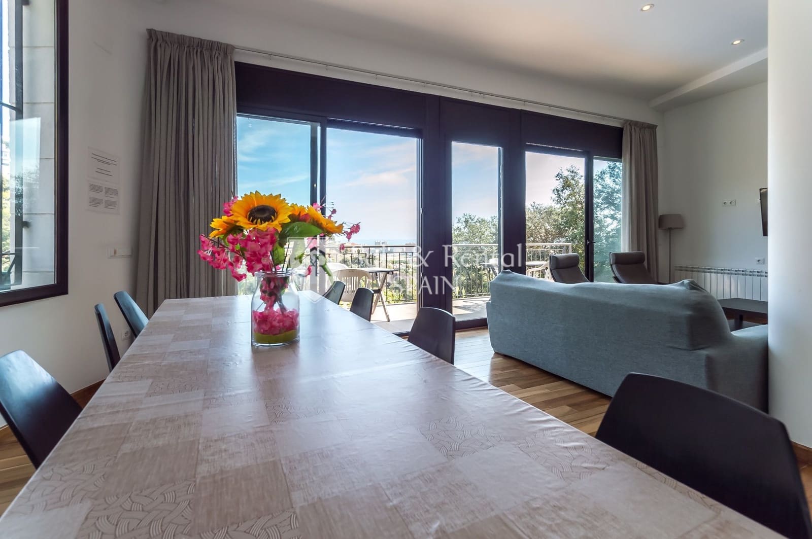 5 chambre Villa/Maison à vendre à Santa Susanna avec garage - 756 000 € (Ref: 8176662)