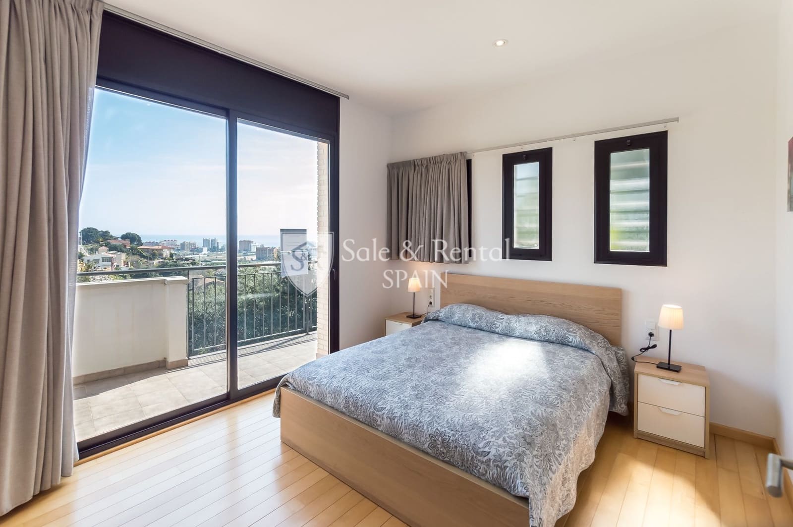 5 chambre Villa/Maison à vendre à Santa Susanna avec garage - 756 000 € (Ref: 8176662)