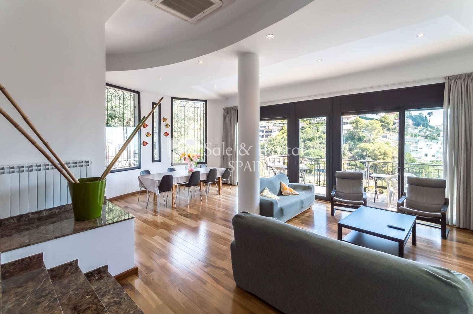 5 chambre Villa/Maison à vendre à Santa Susanna avec garage - 756 000 € (Ref: 8176662)