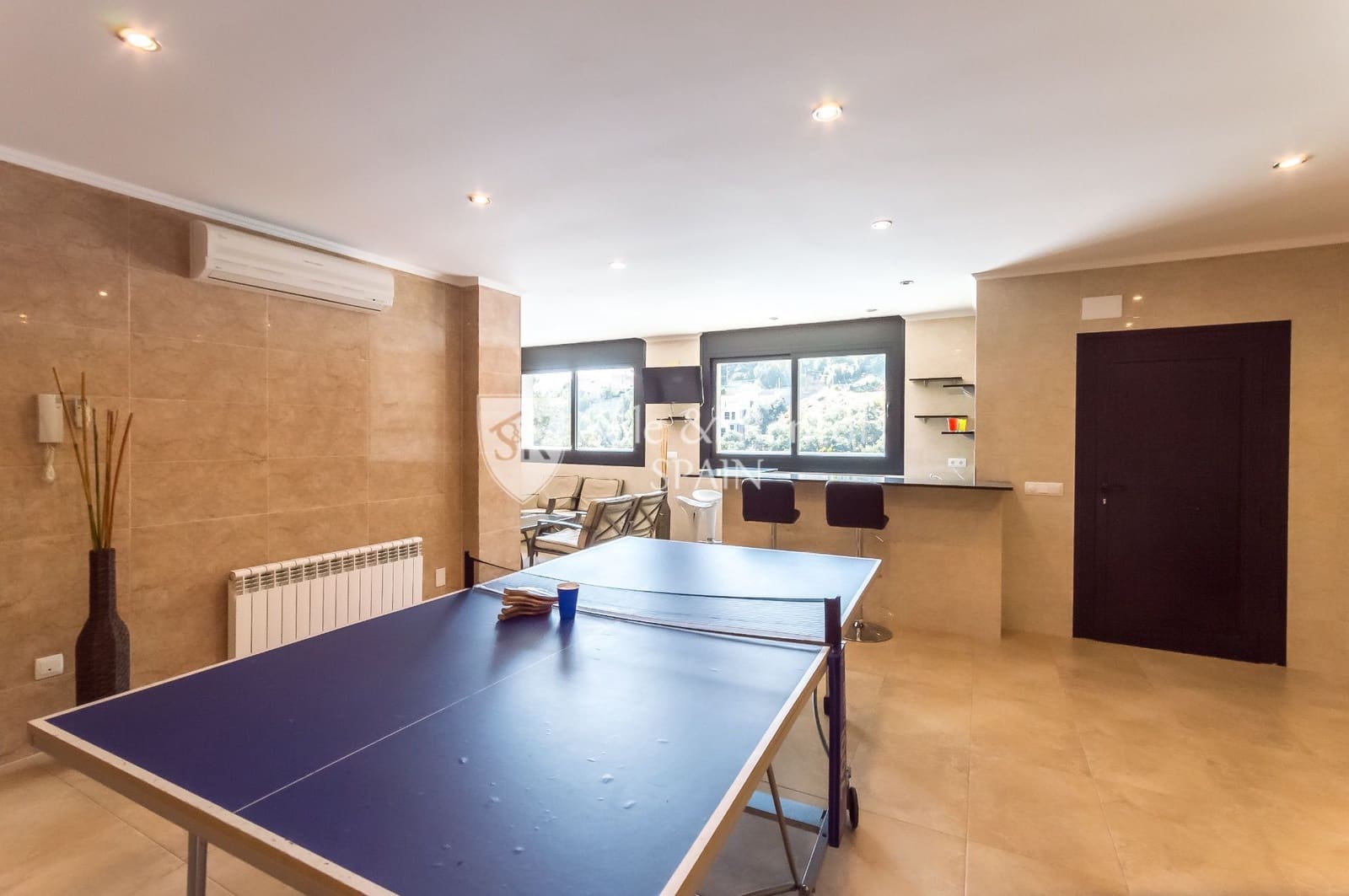 6 soveværelse Villa til salg i Santa Susanna med swimmingpool garage - € 765.000 (Ref: 8187233)