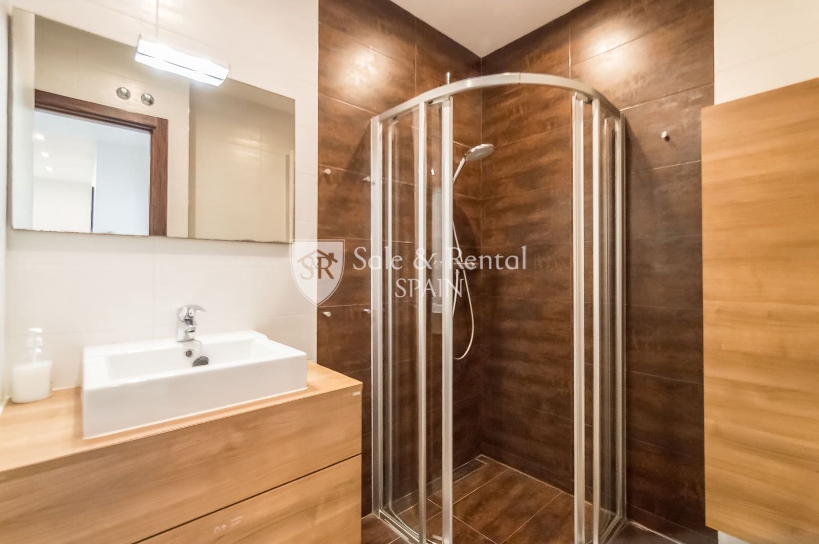 6 soveværelse Villa til salg i Santa Susanna med swimmingpool garage - € 765.000 (Ref: 8187233)