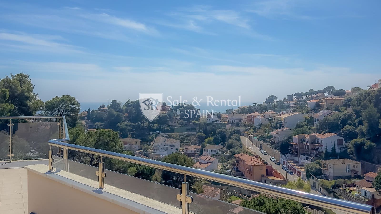 6 soveværelse Villa til salg i Santa Susanna med swimmingpool garage - € 765.000 (Ref: 8187233)