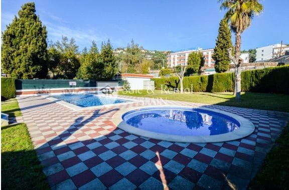 2 soveværelse Lejlighed til salg i Lloret de Mar med swimmingpool - € 229.000 (Ref: 8255447)