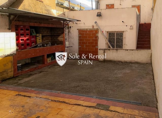 5 Zimmer Villa zu verkaufen in Lloret de Mar - 238.000 € (Ref: 8579446)