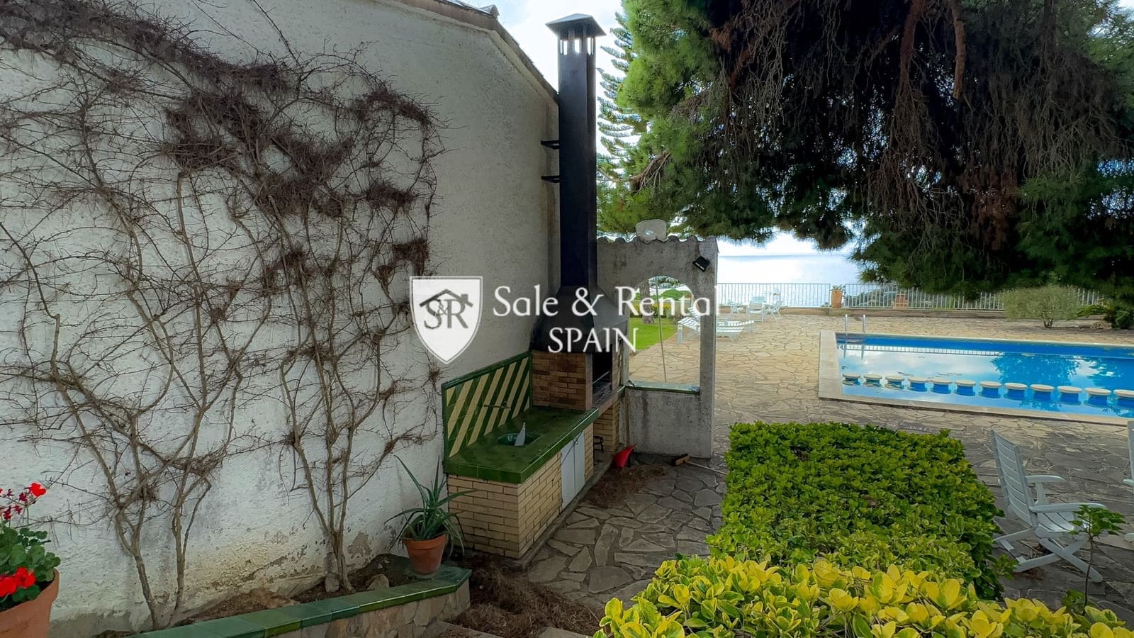 8 quarto Moradia para venda em Tossa de Mar com piscina garagem - 998 000 € (Ref: 8608075)