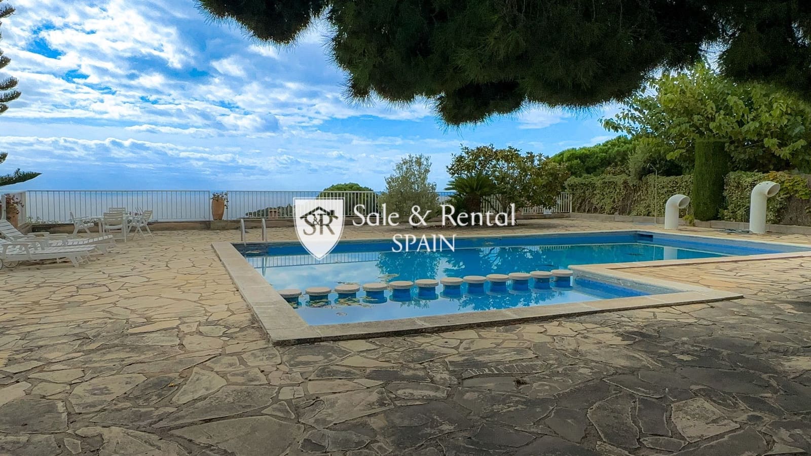 8 quarto Moradia para venda em Tossa de Mar com piscina garagem - 998 000 € (Ref: 8608075)