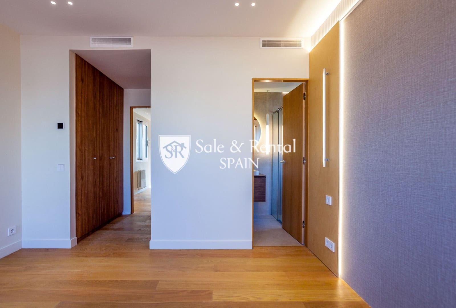 4 soveværelse Lejlighed til salg i Barcelona by - € 1.600.000 (Ref: 8670188)