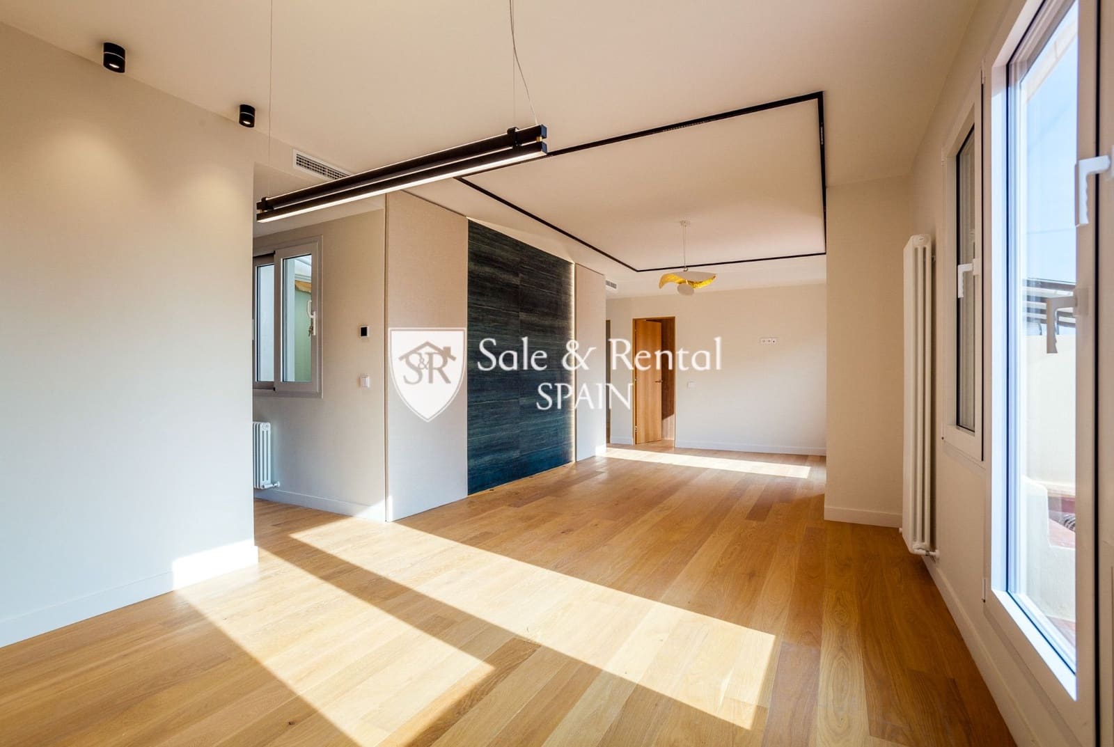 4 soveværelse Lejlighed til salg i Barcelona by - € 1.600.000 (Ref: 8670188)