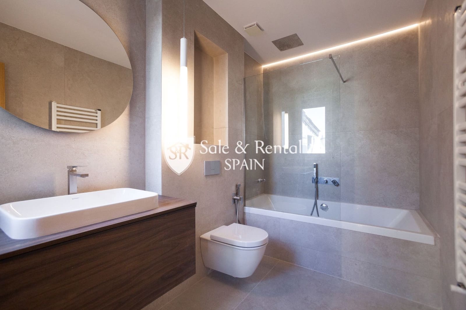 4 soveværelse Lejlighed til salg i Barcelona by - € 1.600.000 (Ref: 8670188)