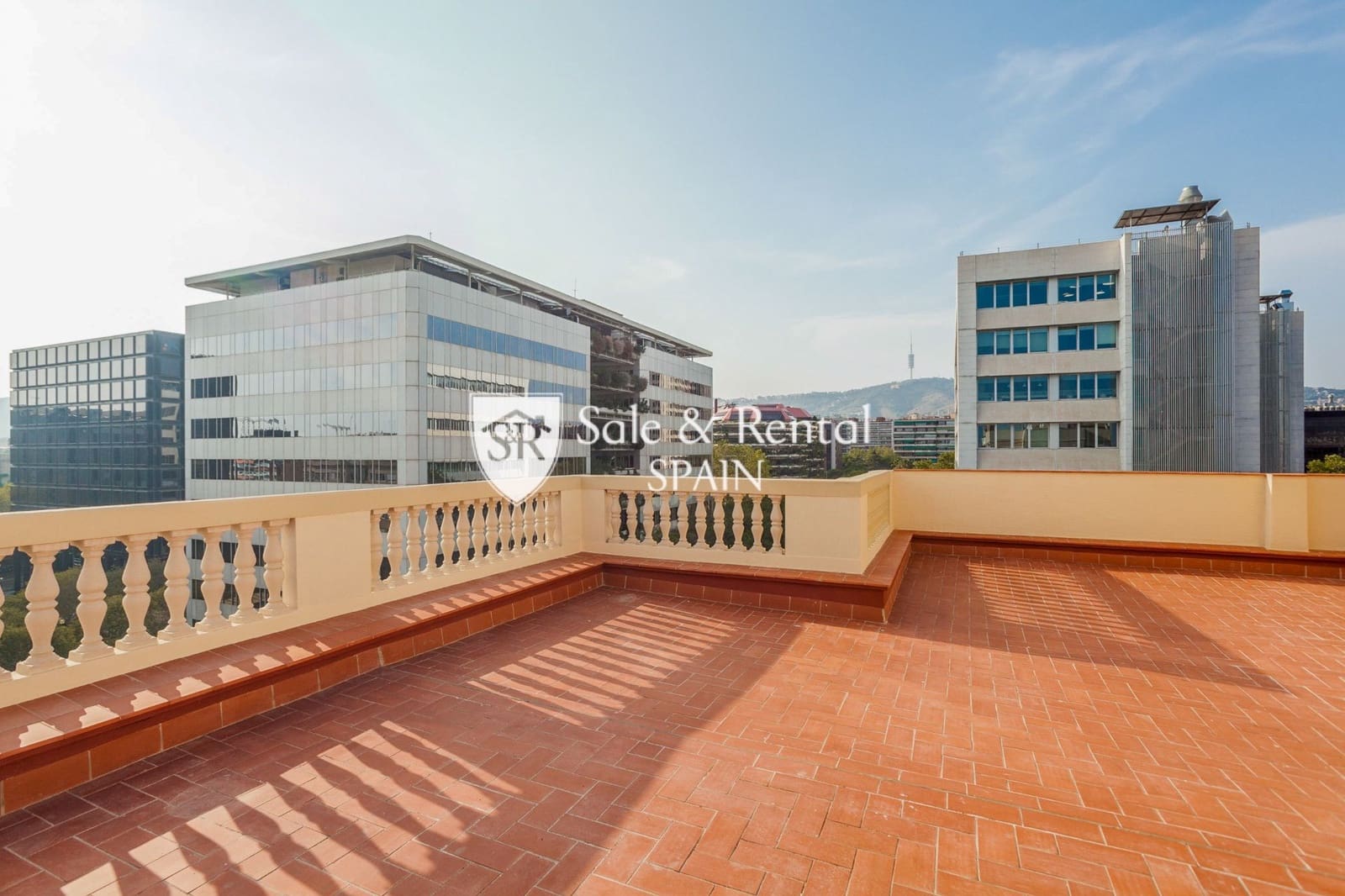 4 soveværelse Lejlighed til salg i Barcelona by - € 1.600.000 (Ref: 8670188)