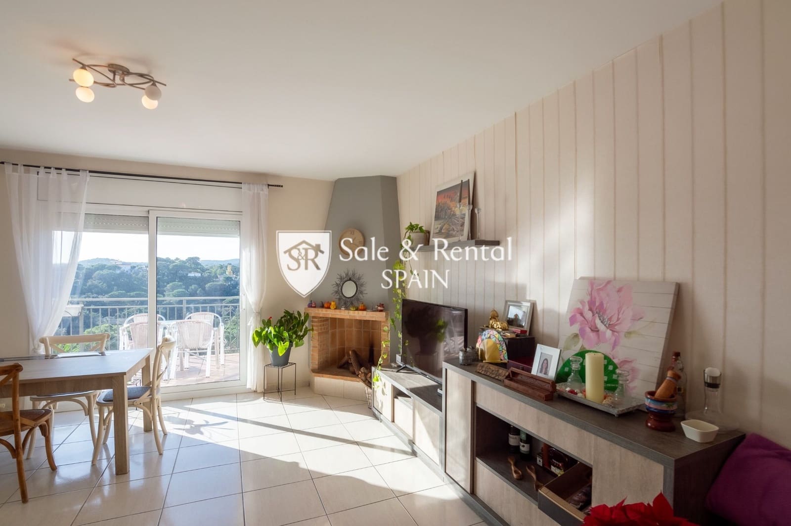 3 soveværelse Villa til salg i Lloret de Mar med swimmingpool garage - € 380.000 (Ref: 8701648)