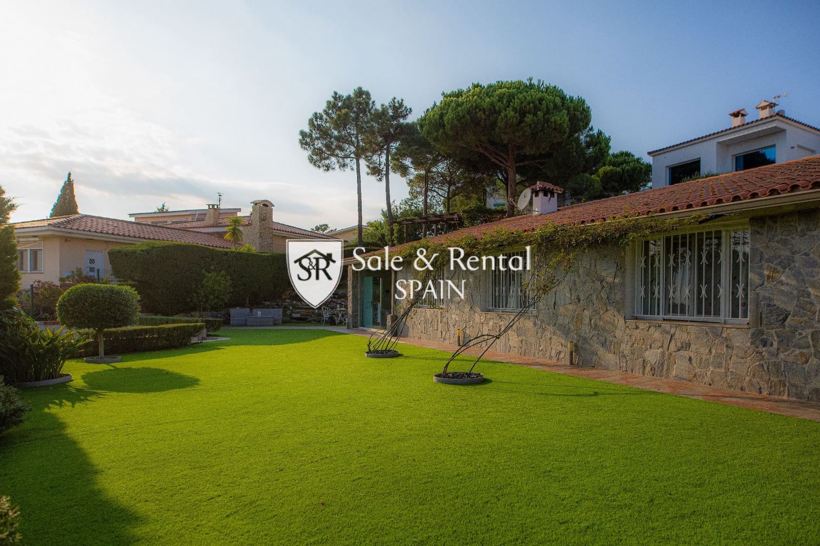 3 chambre Villa/Maison à vendre à Lloret de Mar avec piscine garage - 650 000 € (Ref: 8786090)