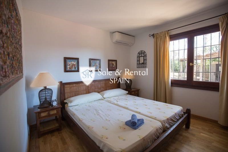 4 camera da letto Villa in vendita in Lloret de Mar con piscina garage - 1.200.000 € (Rif: 8789112)