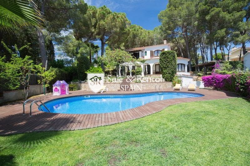 4 camera da letto Villa in vendita in Lloret de Mar con piscina garage - 1.200.000 € (Rif: 8789112)