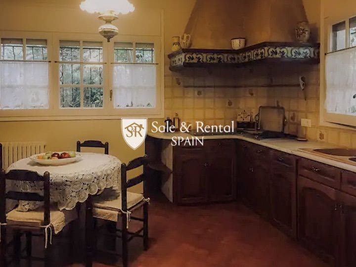 6 slaapkamer Villa te koop in Lloret de Mar met zwembad - € 1.390.000 (Ref: 8791773)