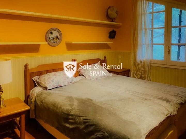 6 slaapkamer Villa te koop in Lloret de Mar met zwembad - € 1.390.000 (Ref: 8791773)