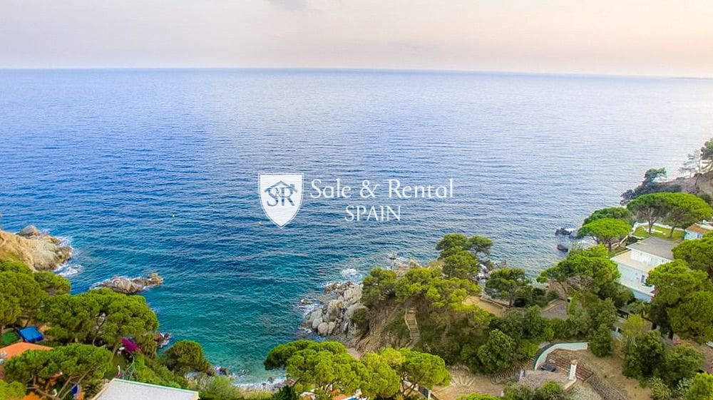 6 slaapkamer Villa te koop in Lloret de Mar met zwembad - € 1.390.000 (Ref: 8791773)