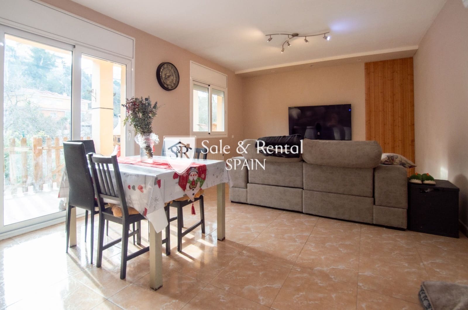 4 soveværelse Villa til salg i Santa Susanna med garage - € 348.000 (Ref: 8842871)