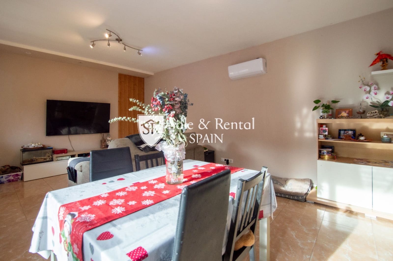 4 soveværelse Villa til salg i Santa Susanna med garage - € 348.000 (Ref: 8842871)