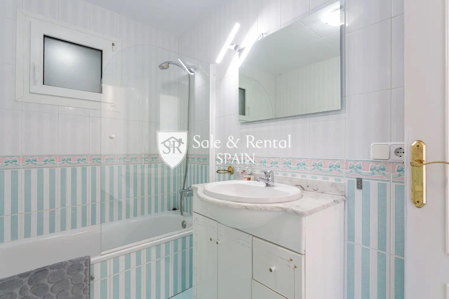 4 quarto Moradia para venda em Lloret de Mar com piscina garagem - 660 000 € (Ref: 8879401)