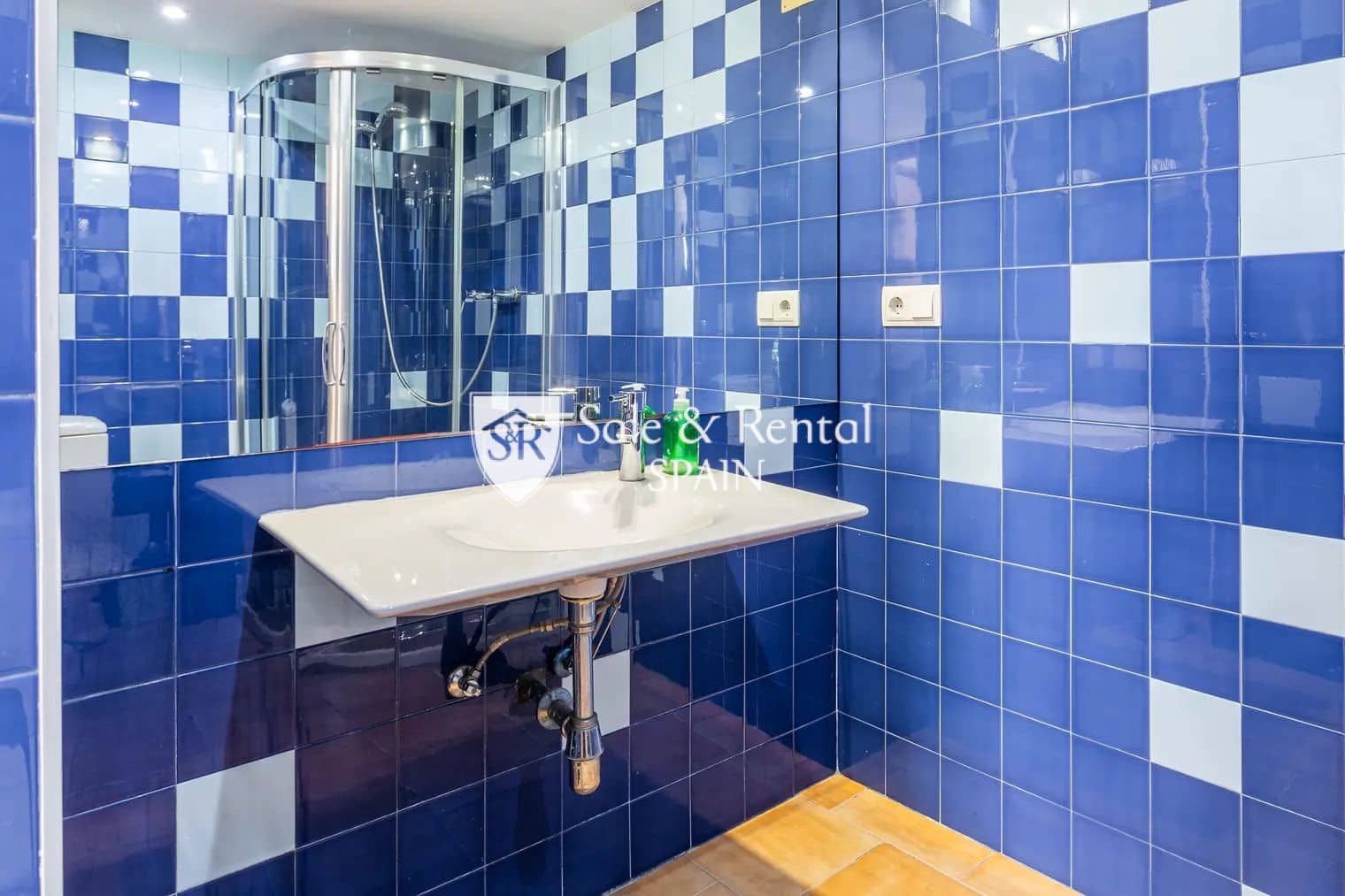 4 quarto Moradia para venda em Lloret de Mar com piscina garagem - 660 000 € (Ref: 8879401)